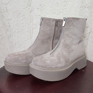 Portland suede boots